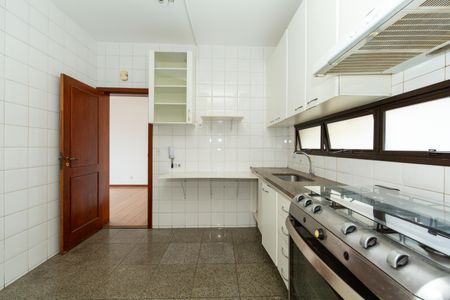 Apartamento para alugar com 120m², 4 quartos e 2 vagasCOZINHA