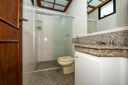 Apartamento para alugar com 120m², 4 quartos e 2 vagasBANHEIRO2