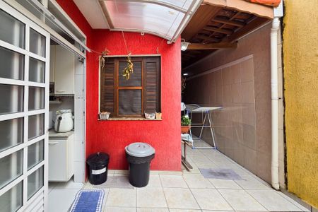 Casa à venda com 155m², 3 quartos e 2 vagas Casa à venda com 155m², 3 quartos e 2 vagasQuintal