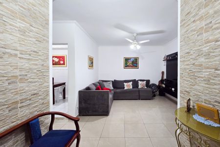 Casa à venda com 155m², 3 quartos e 2 vagas Casa à venda com 155m², 3 quartos e 2 vagasSala