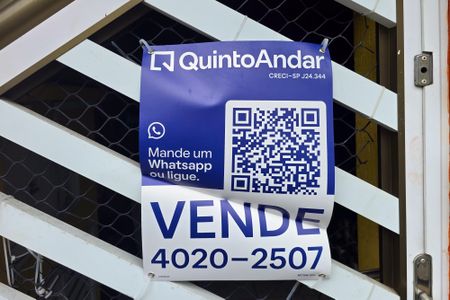 Casa à venda com 155m², 3 quartos e 2 vagas Casa à venda com 155m², 3 quartos e 2 vagasPlaca