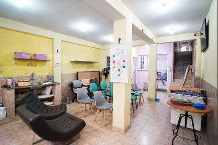 Casa à venda com 3 quartos, 200m² em Vila Eldizia, Santo André