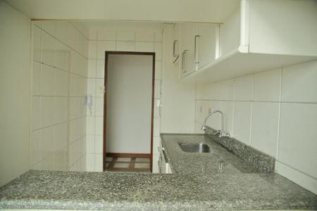 Apartamento para alugar com 88m², 2 quartos e 1 vagaCozinha 