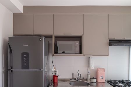 Cozinha de apartamento para alugar com 2 quartos, 41m² em Jardim Helian, São Paulo