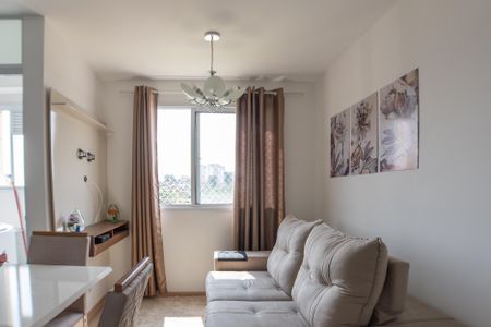 Sala de apartamento para alugar com 2 quartos, 41m² em Jardim Helian, São Paulo