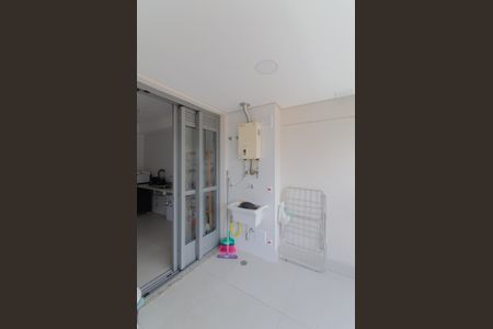 Apartamento à venda com 83m², 3 quartos e 1 vagaÁrea de Serviço