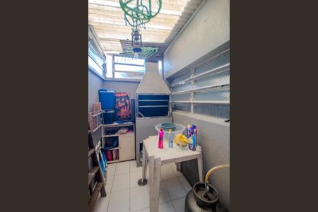 Apartamento à venda com 72m², 2 quartos e sem vaga Apartamento à venda com 72m², 2 quartos e sem vagaQuintal/churrasqueira/area de serviço