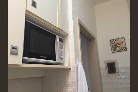 Apartamento à venda com 30m², 1 quarto e sem vaga