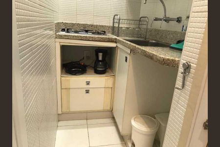 Apartamento à venda com 30m², 1 quarto e sem vaga