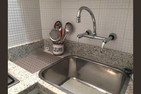 Apartamento à venda com 30m², 1 quarto e sem vaga