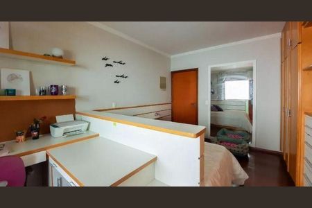 Casa à venda com 3 quartos, 256m² em Jardim Lavinia, São Bernardo do Campo