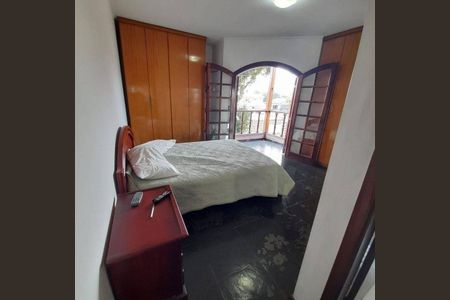 Casa à venda com 5 quartos, 290m² em Vila Galvão, Guarulhos