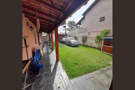 Casa à venda com 290m², 5 quartos e 8 vagas