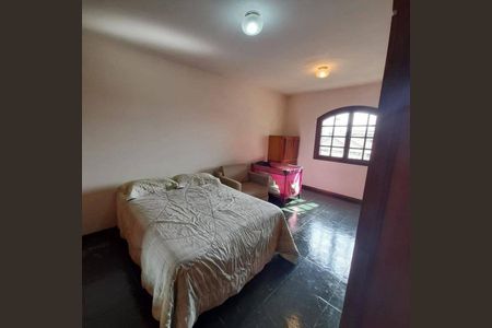 Casa à venda com 290m², 5 quartos e 8 vagas