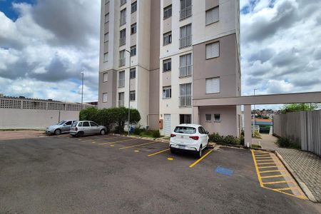 Apartamento para alugar com 52m², 2 quartos e 1 vagaFachada do bloco