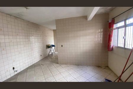 Casa à venda com 3 quartos, 250m² em Jardim Santa Edwirges, Guarulhos