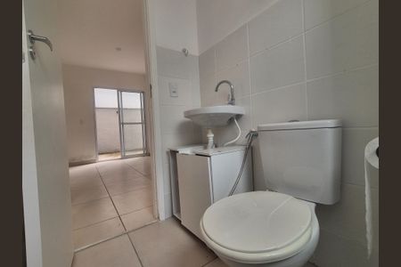 Apartamento à venda com 53m², 2 quartos e 1 vaga Apartamento à venda com 53m², 2 quartos e 1 vagaBanheiro