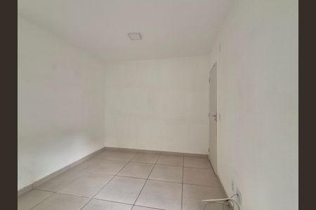 Sala  de apartamento para alugar com 2 quartos, 53m² em Vargem Grande, Rio de Janeiro