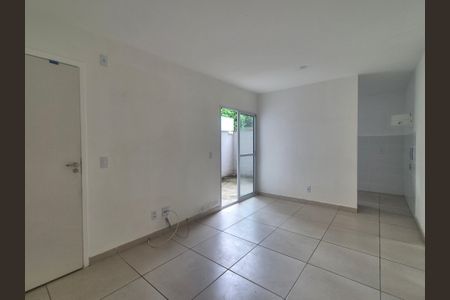 Sala  de apartamento para alugar com 2 quartos, 53m² em Vargem Grande, Rio de Janeiro