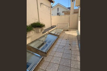 Casa à venda com 291m², 5 quartos e 4 vagas