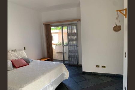 Casa à venda com 291m², 5 quartos e 4 vagas