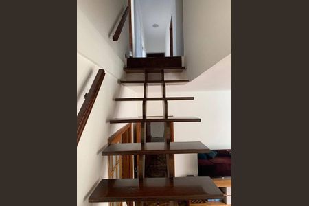 Casa à venda com 291m², 5 quartos e 4 vagas