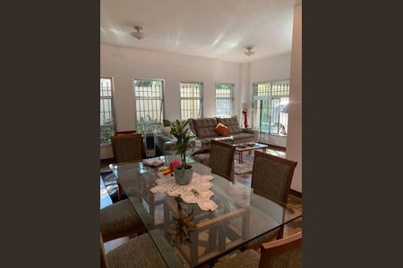 Casa à venda com 5 quartos, 291m² em Jardim Maria Helena, Guarulhos