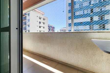 Varanda  de apartamento para alugar com 2 quartos, 63m² em Tijuca, Rio de Janeiro