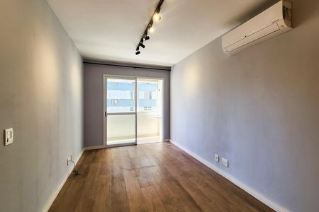Sala  de apartamento para alugar com 2 quartos, 63m² em Tijuca, Rio de Janeiro