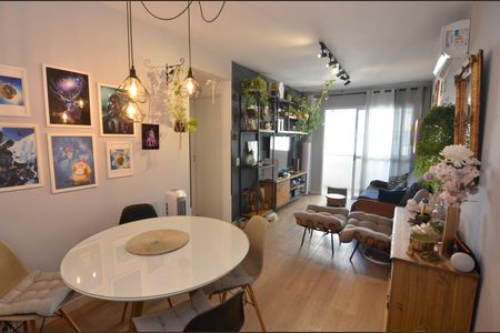 Sala de apartamento à venda com 2 quartos, 63m² em Tijuca, Rio de Janeiro