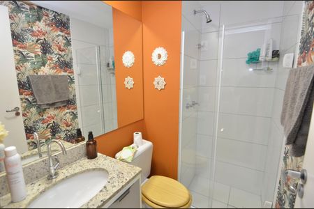 Apartamento à venda com 63m², 2 quartos e 1 vagaBanheiro Social