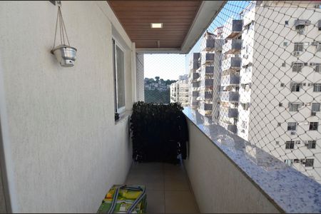 Apartamento à venda com 63m², 2 quartos e 1 vagaSala