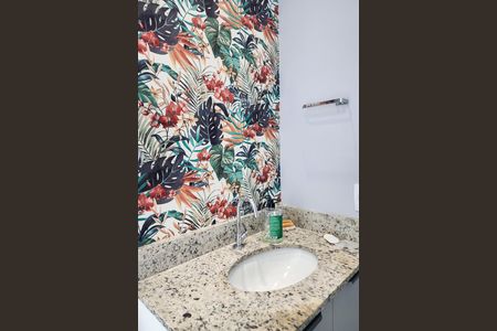 Apartamento para alugar com 63m², 2 quartos e 1 vagaBanheiro da Suíte 