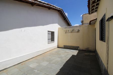 Casa para alugar com 110m², 3 quartos e 3 vagasQuintal