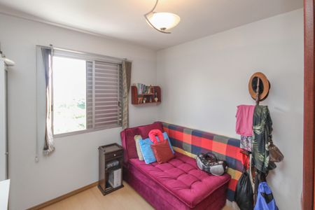 Apartamento à venda com 78m², 2 quartos e 1 vagaQuarto 2