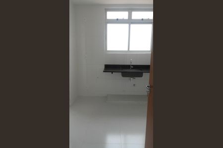 Apartamento à venda com 2 quartos, 64m² em Prado, Belo Horizonte