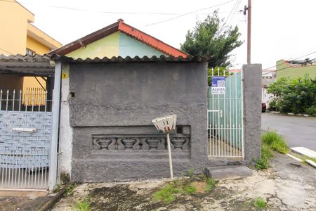 Casa para alugar com 45m², 1 quarto e sem vaga Casa para alugar com 45m², 1 quarto e sem vagaFachada