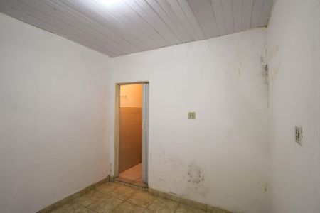 Quarto de casa para alugar com 1 quarto, 45m² em Vila Antonieta, São Paulo