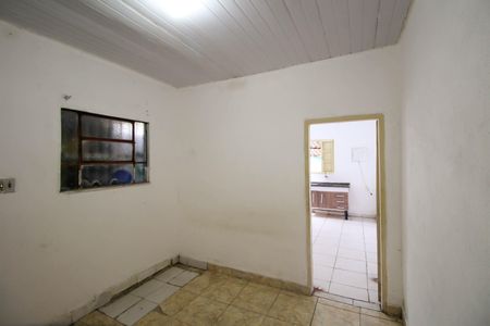 Quarto de casa para alugar com 1 quarto, 45m² em Vila Antonieta, São Paulo