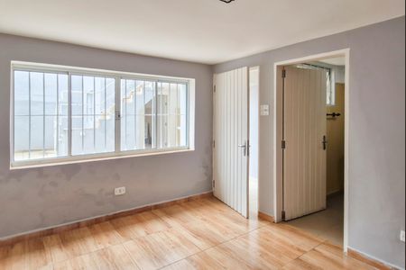 Casa para alugar com 170m², 4 quartos e 1 vagaEdícula - Suíte