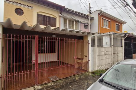 Casa para alugar com 170m², 4 quartos e 1 vagaFachada