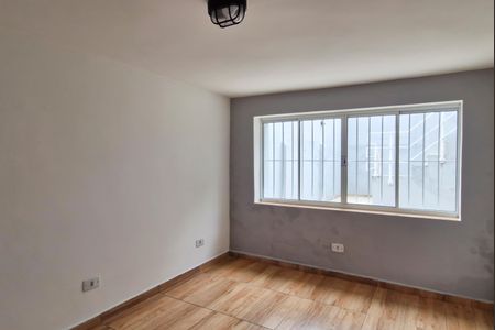 Casa para alugar com 170m², 4 quartos e 1 vagaEdícula - Suíte