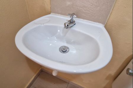 Casa para alugar com 170m², 4 quartos e 1 vagaEdícula - Banheiro da Suíte