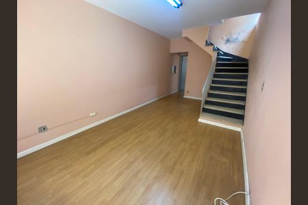 Casa à venda com 2 quartos, 110m² em Jardim das Acacias, São Paulo