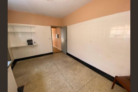 Casa à venda com 110m², 2 quartos e 2 vagasCozinha