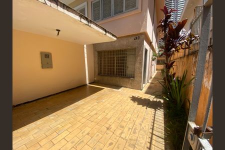 Casa à venda com 110m², 2 quartos e 2 vagasGaragem
