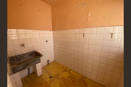 Casa à venda com 110m², 2 quartos e 2 vagasLavanderia