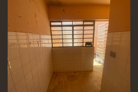 Casa à venda com 110m², 2 quartos e 2 vagasLavanderia