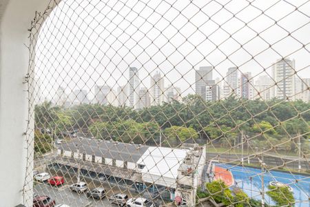 Apartamento para alugar com 90m², 2 quartos e 1 vagaVaranda