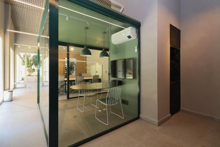 Apartamento à venda com 94m², 2 quartos e 1 vaga Apartamento à venda com 94m², 2 quartos e 1 vagaCoworking